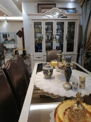 طاولة سفرة مع بوفيه طقم