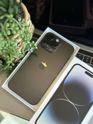 14 pro max 1024GB مستعمل بلمع