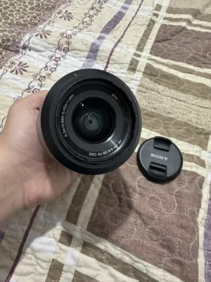 للبيع عدسة سوني Sony FE 28-70mm