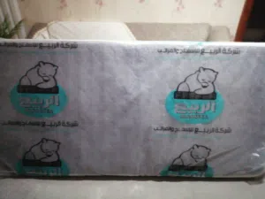 فراش سرير فردي استعمال نظيف جدا