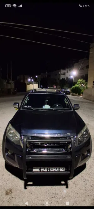 Used Isuzu D-Max in Amman