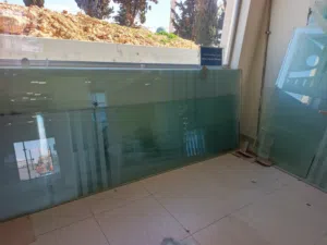 زجاج سيكوريت للبيع