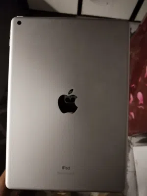 ايباد 9 نضيف للبيع