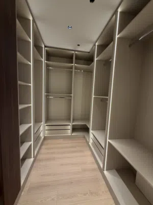 فلل معلقة في عمارة سكنية للبيع