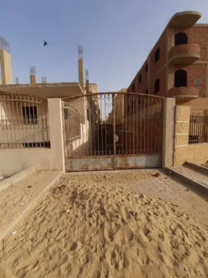 بدروم للايجار بالحي التاسع مدينه العبور امام مدرسه عثمان بن عفان