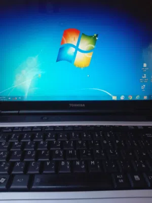 لاب توب مستعمل للبيع المستعجل
