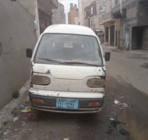 باص ديو للبيع 2005