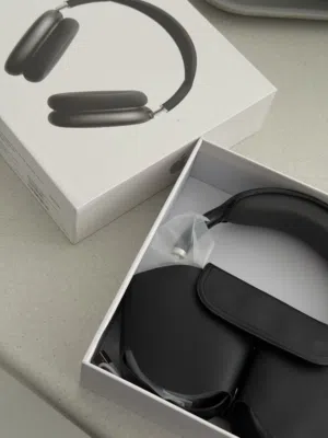 AirPods Max Master Copy