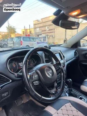 Used Jeep Cherokee in Basra