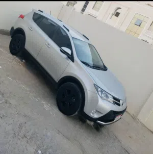 للبيع: Toyota RAV4 GXR 2013– خليجي
