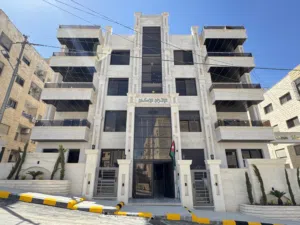 170 m2 3 Bedrooms Apartments for Sale in Amman Daheit Al Rasheed