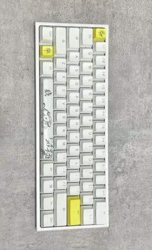 كيبورد Ducky one mini استعمال خفيف نظيفة ومع إضاءة RGB ب 15 دينار لأسرع مشتري