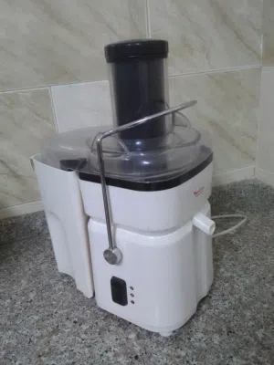 عصارة جزر و فواكه مولينكس حجم كبير