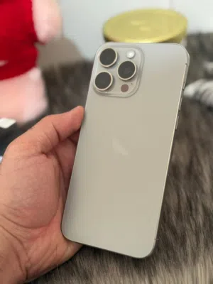 Iphone 15 pro Max  256 GB للبيع
