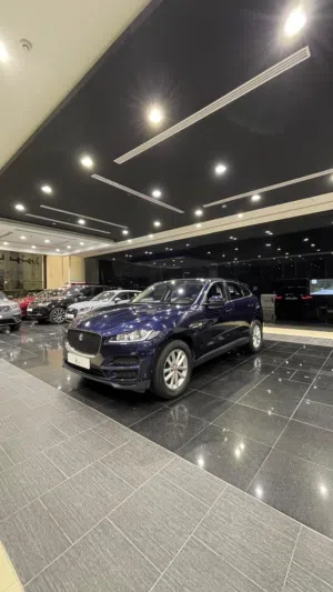 Jaguar F-Pace model 2017