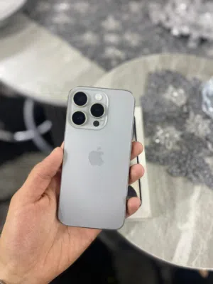iPhone 15 pro  للبيع