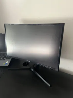 Samsung CRG5 24” Curved 1800R Gaming Monitor FullHD 144Hz