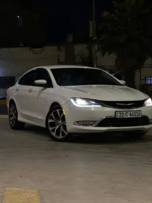 للبيع كرايسلر 200c كليييين موديل 15