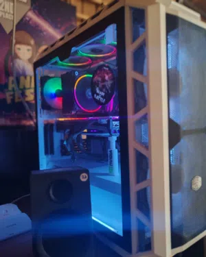 تجميعة 2k مع شاشة 2k بألوان خرافية ويد تحكم احترافية بقطع كلها محترمة ونظيفة عالفحص