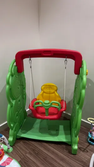 أرجوحة أطفال