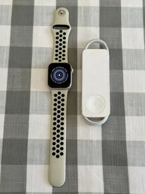 apple watch series SE 2(41mm) (GPS + Cellular ) new not activated