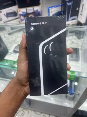 Hello, I have a shop and I buy and sell mobile phones.