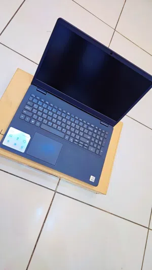 لابتوب ديل شبه جديد استخدام خفيف جدا جدا مواصفات ممتازه لا يخلو من بعض الخدوش البسيطه الغير مؤثرة.