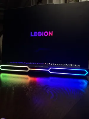 Lenovo Legion Pro 7 - RTX5090 - Ultra 9 -64GB - 2TB