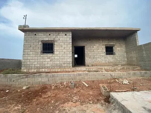 2 Bedrooms . One Bathroom . 100 m24