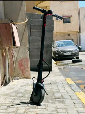 سكوتر كهربائي شاومي  مستعمل استعمال نظيف