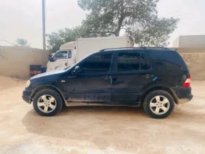 New Mercedes Benz M-Class in Bani Walid