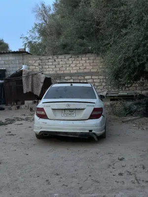 سياره للبيع كامله او بي طرف