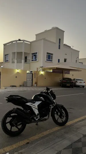 للبيع اباتشي. تابع الوصف