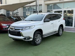 Mitsubishi Montero Sport -2019-GLS -4WD Medium Line - GCC -FREE ACCIDENT—ORIGINAL PAINT excell cond