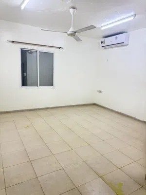 Room for rent 75 R