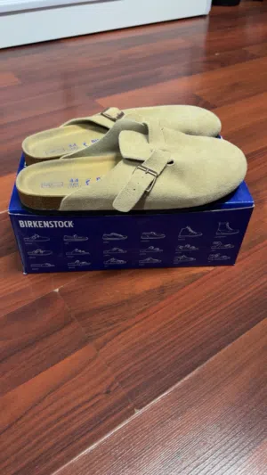 Birkenstocks boston بيركنستوك بوسطن
