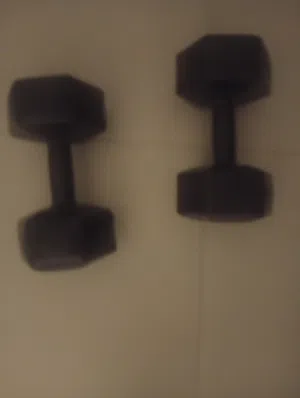 دمبل بخمس دينار