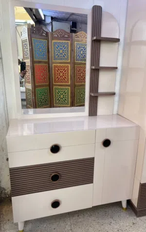 ميز تواليت تركي