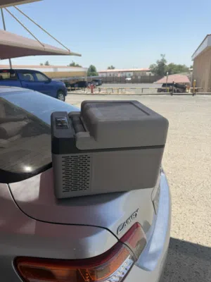 للبيع ثلاجة سياره