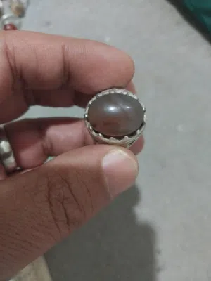 للبيع خواتم واحجار كريمه