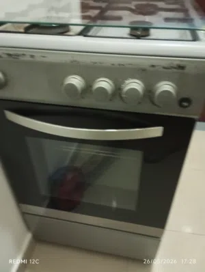 DAEWOO Freestanding 4 burner cooker