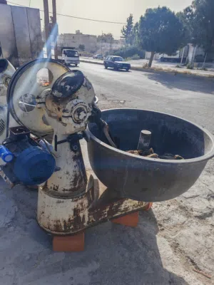عجانة حلبية 100 كيلو بحالة جيدة راس كبير
