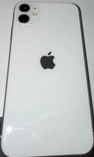 Apple iPhone 11 64 GB in Amman