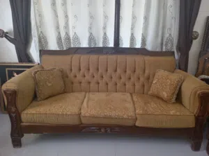 طقم كنب سبع مقاعد