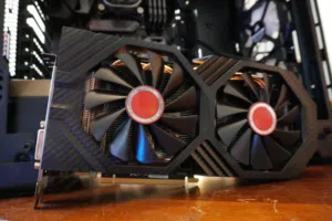 كرت شاشة للبيع rx590