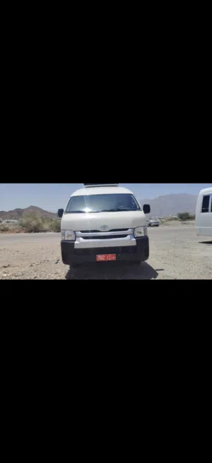 Used Toyota Hiace in Al Batinah