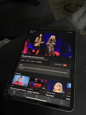 Apple iPad Pro 11 128 GB in Jazan