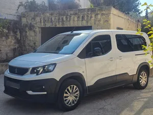 بيجو-ريفتر-2022