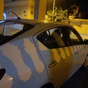 Nissan sunny 2016 model