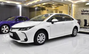 Toyota Corolla Hybrid ( 2020 Model ) in White Color GCC Specs